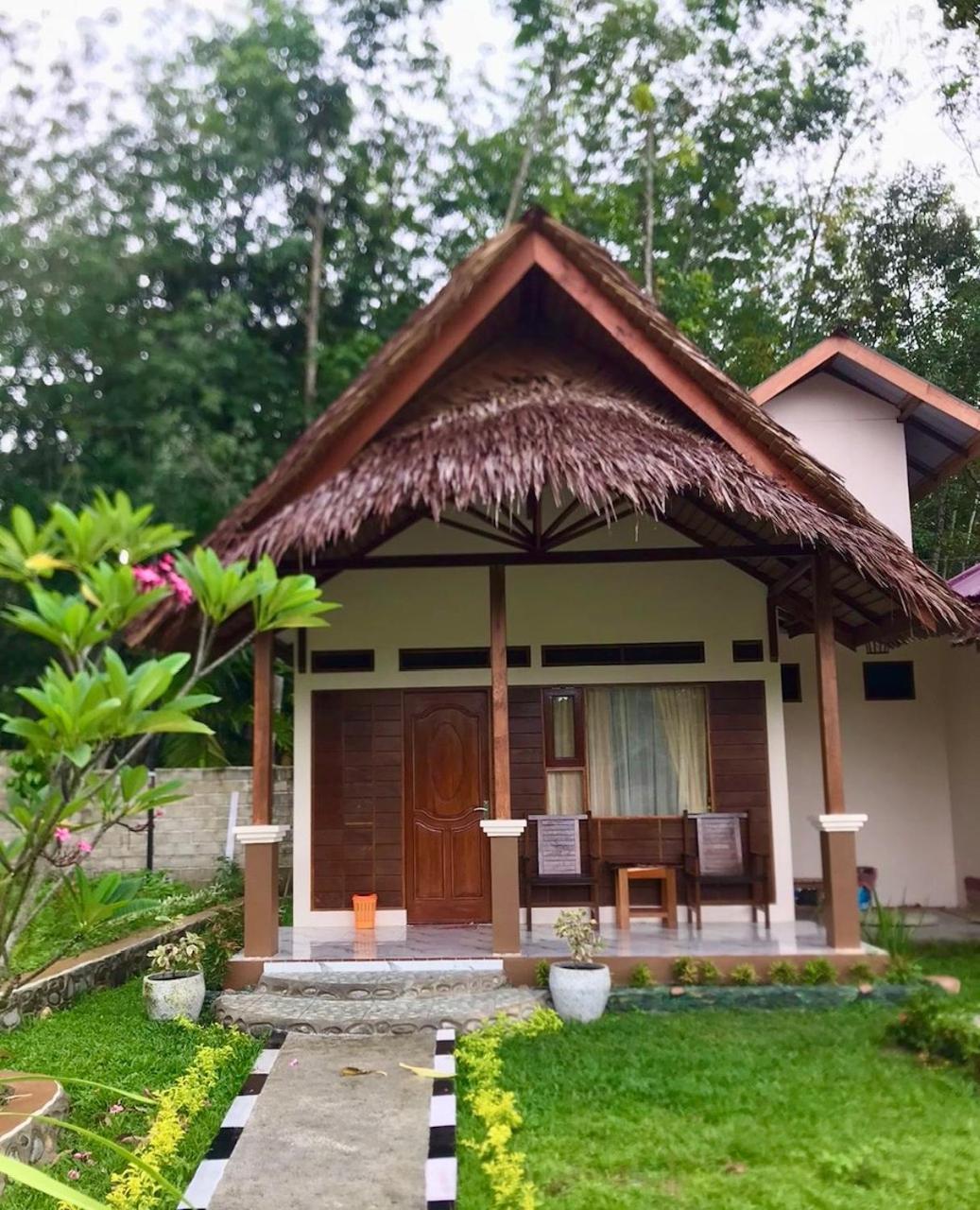 R5 Keramba Inn Bukit Lawang Exteriér fotografie