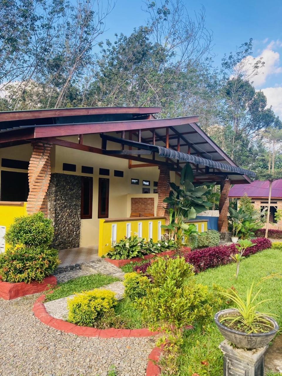R5 Keramba Inn Bukit Lawang Exteriér fotografie