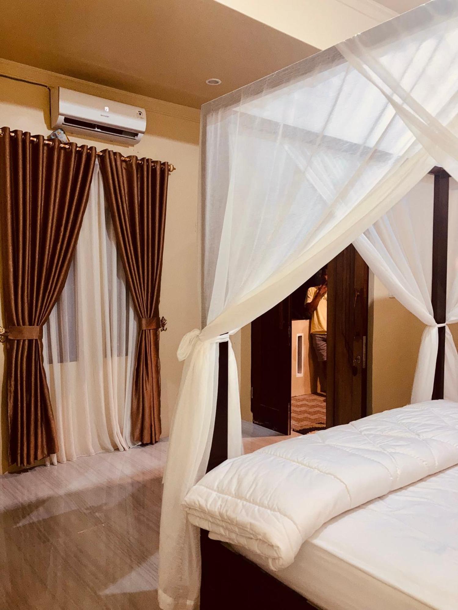 R5 Keramba Inn Bukit Lawang Exteriér fotografie